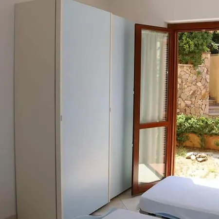 Apartment Centro Di Con Veranda E Giardino